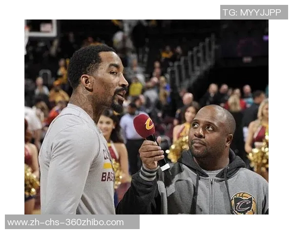 小牛队与火箭队激战正酣NBA赛场精彩对决引发球迷热议